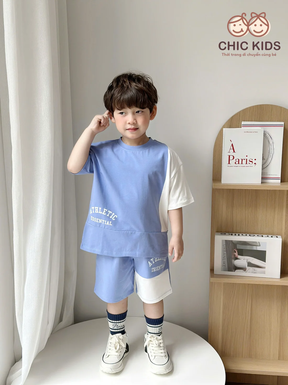 Bộ áo quần short phối lavender và trắng của Chic Kids