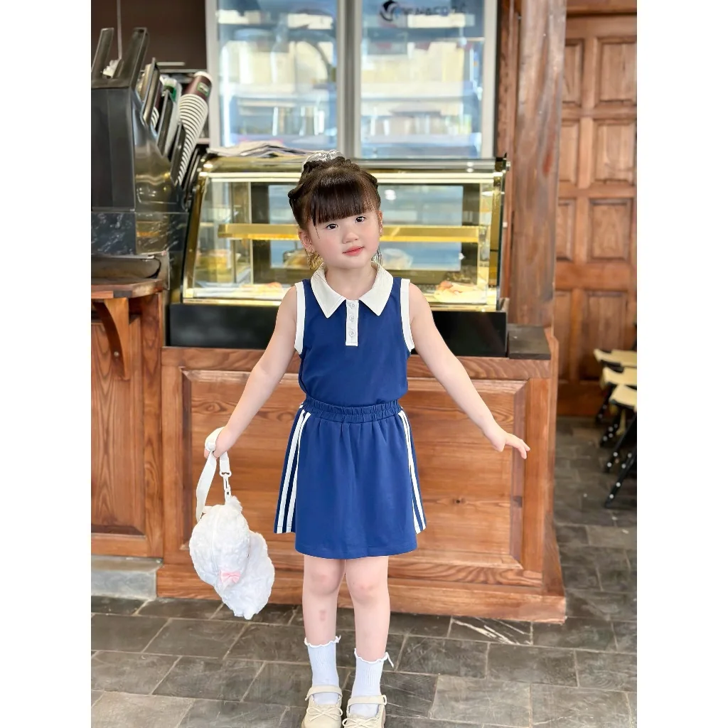 Sporty Chic — Xanh, ảnh 1