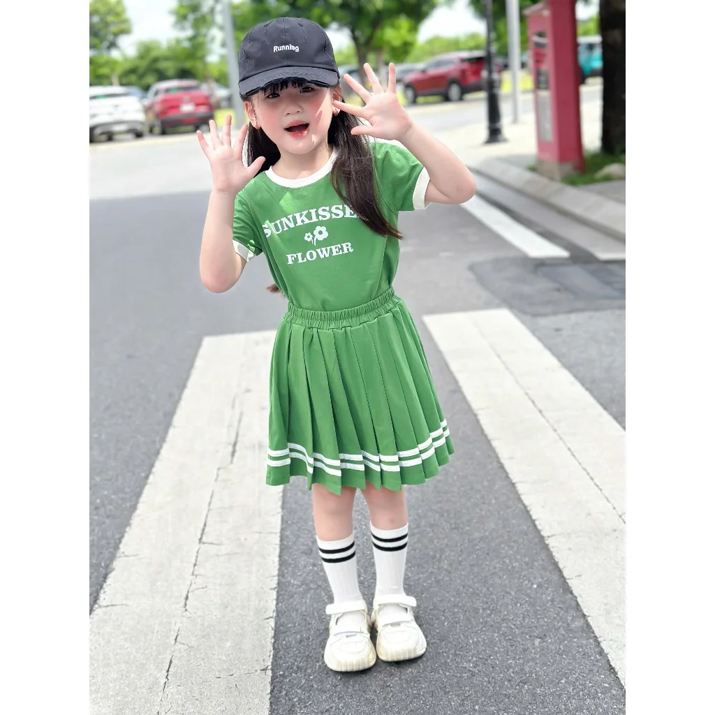 Flower Chic — Màu xanh lá, ảnh 1